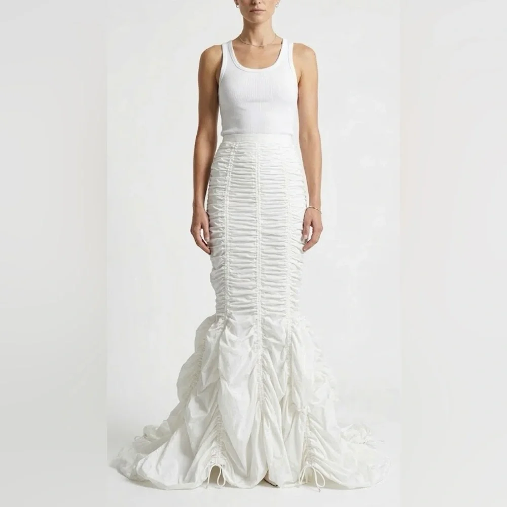 NWT Norma Kamali Parachute Gathered White Fishtail Maxi Train Skirt size large